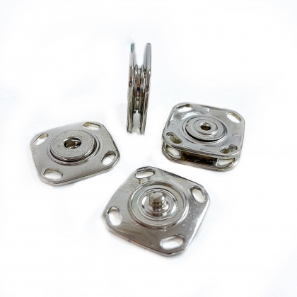 Кнопки квадратные металлические (Италия)